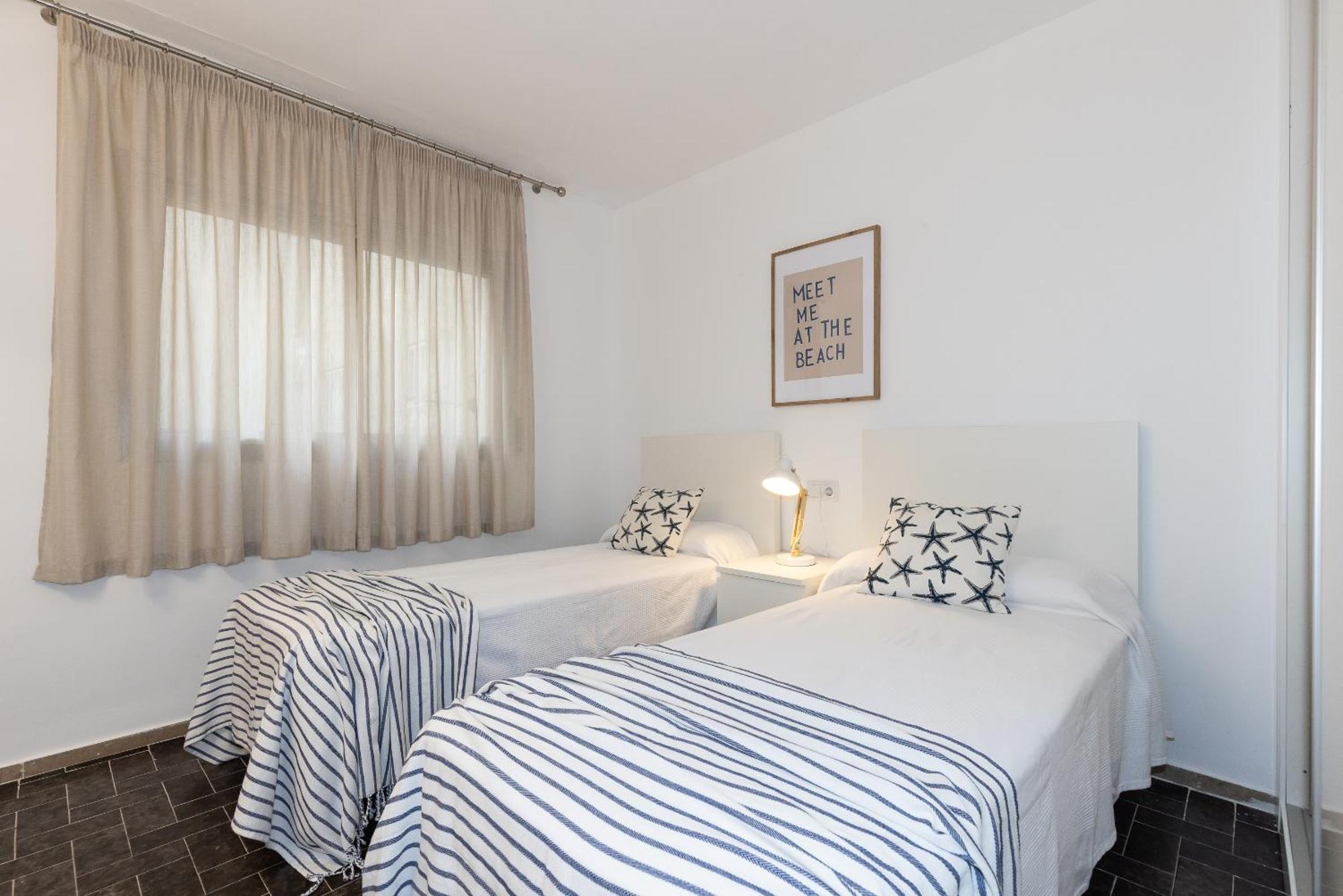 Uhc Dms Family Apartments Cambrils Zimmer foto